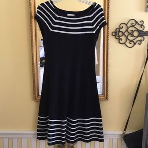 Eliza J Navy Size Small Dress